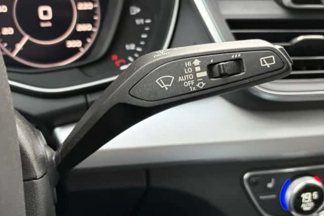 Audi Q5 (2021) thumbnail 45