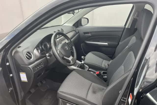 Suzuki Vitara (2020) thumbnail 16