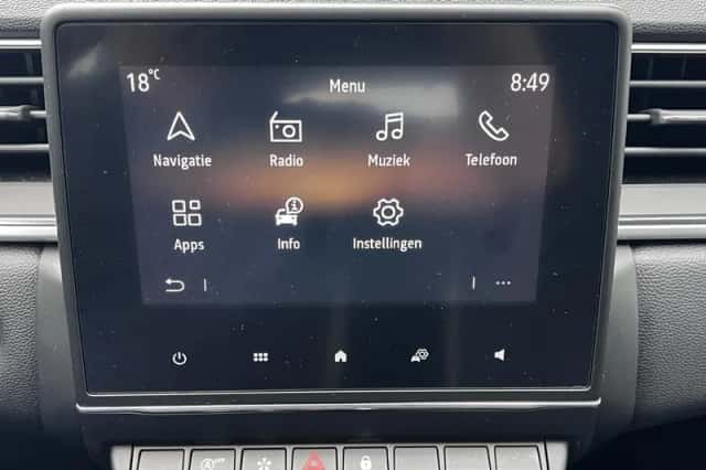 Renault Captur (2023) thumbnail 13