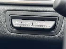 Renault Captur (2023) thumbnail 14