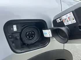 Renault Captur (2021) thumbnail 41