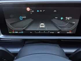 Hyundai Ioniq 6 (2023) thumbnail 16