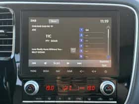 Mitsubishi Outlander (2020) thumbnail 45