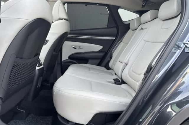 Hyundai Tucson (2021) thumbnail 11