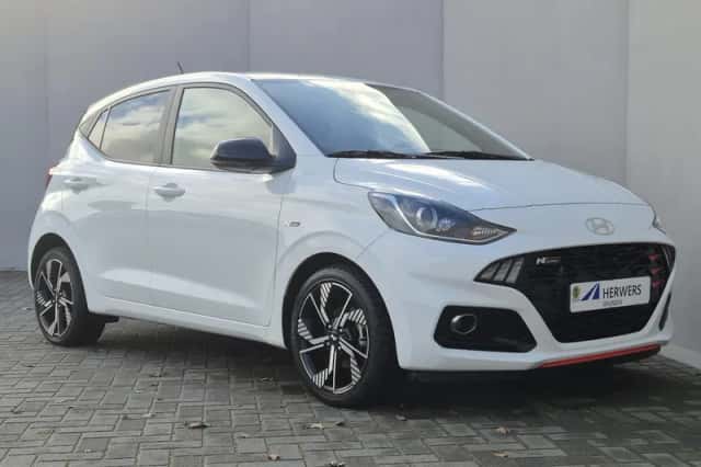 Hyundai i10 (2023) thumbnail 16