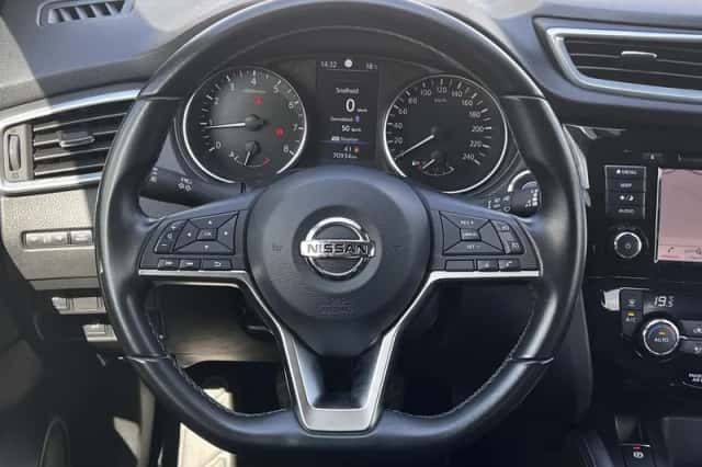 Nissan Qashqai (2021) thumbnail 11