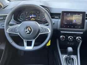 Renault Clio (2022) thumbnail 24