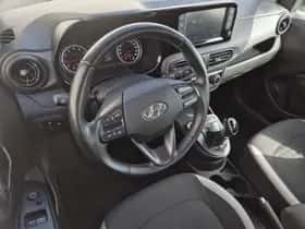 Hyundai i10 (2021) thumbnail 17