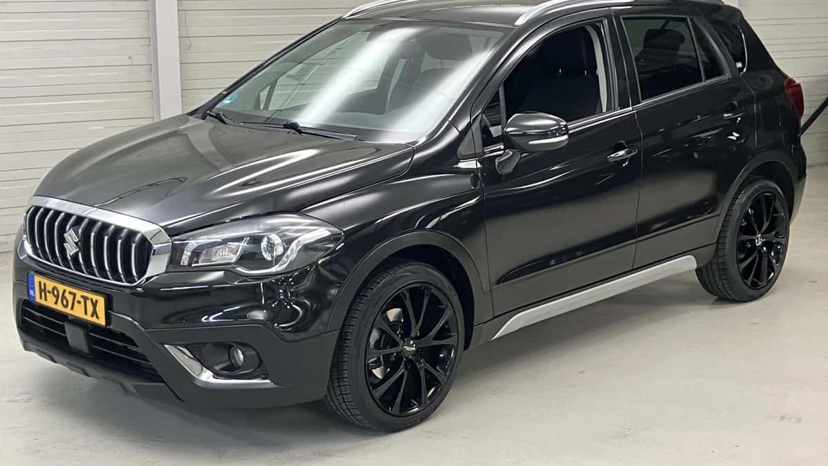 Suzuki S-Cross (2019) — foto 1
