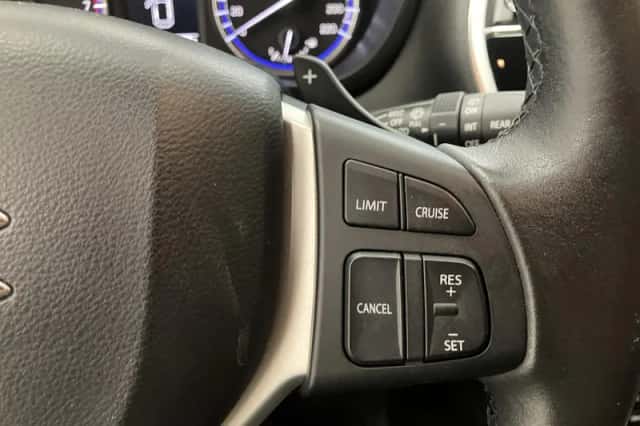 Suzuki S-Cross (2019) thumbnail 13