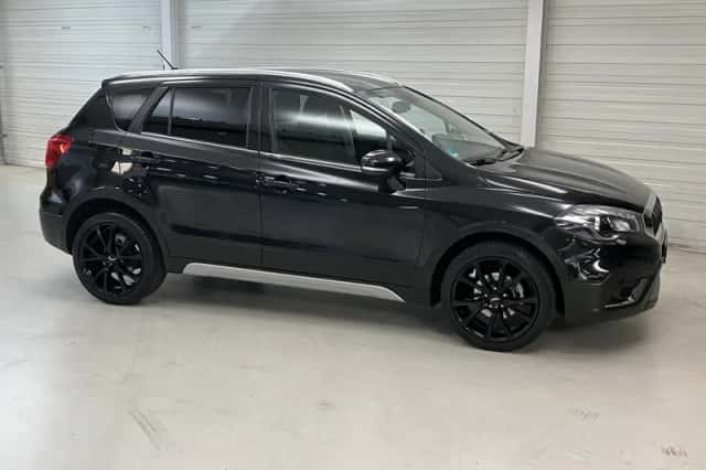 Suzuki S-Cross (2019) thumbnail 15