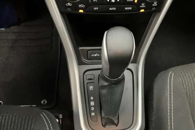 Suzuki S-Cross (2019) thumbnail 6