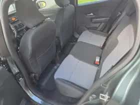Dacia Sandero Stepway (2025) thumbnail 13