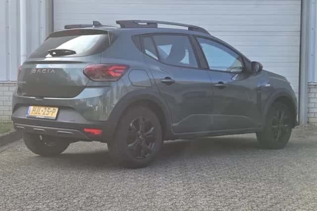 Dacia Sandero Stepway (2025) thumbnail 3
