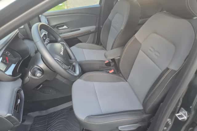 Dacia Sandero Stepway (2025) thumbnail 5