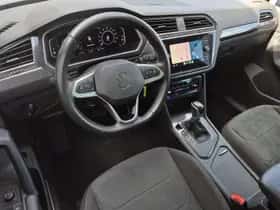 Volkswagen Tiguan (2022) thumbnail 19