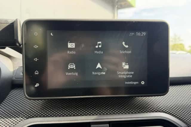Dacia Sandero (2024) thumbnail 4