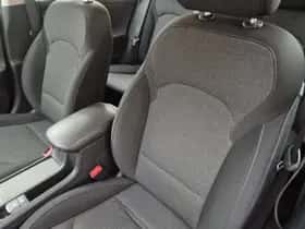 Hyundai i30 (2021) thumbnail 24