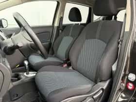 Nissan Note (2014) thumbnail 11