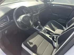 Volkswagen T-Roc (2021) thumbnail 22