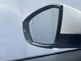 Volkswagen T-Roc (2021) thumbnail 42