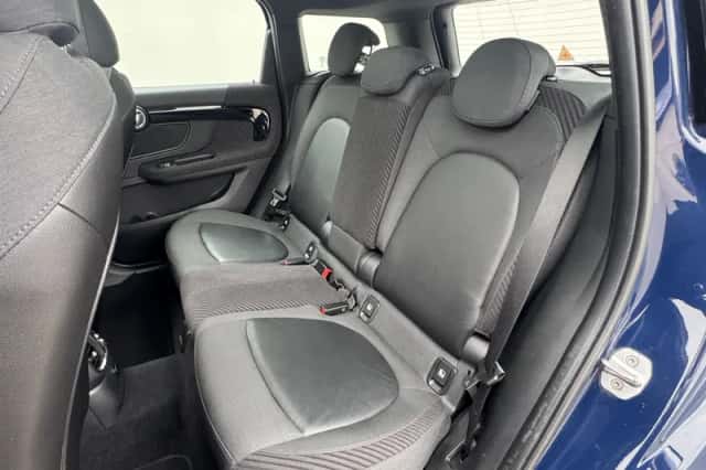 MINI Countryman (2017) thumbnail 12