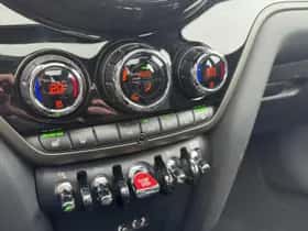 MINI Countryman (2017) thumbnail 42