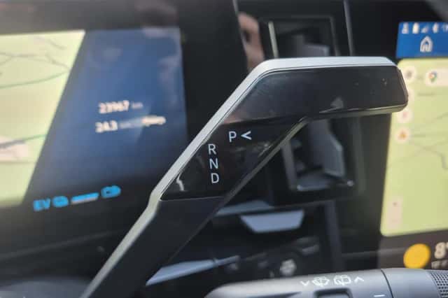 Renault Austral (2025) thumbnail 15
