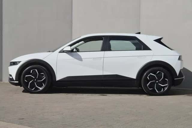 Hyundai Ioniq 5 (2023) thumbnail 12