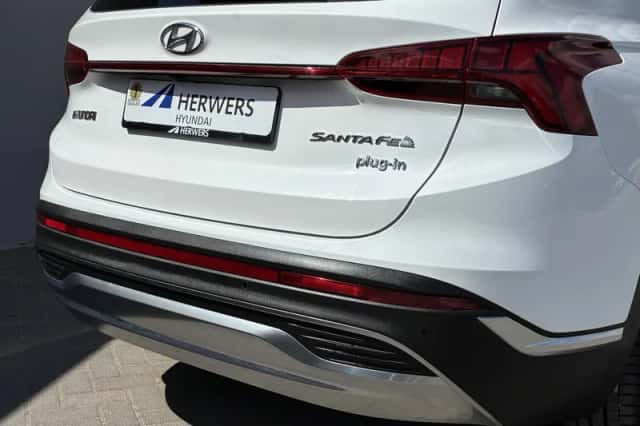 Hyundai Santa Fe (2022) thumbnail 39