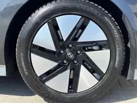 Hyundai Ioniq 6 (2023) thumbnail 19