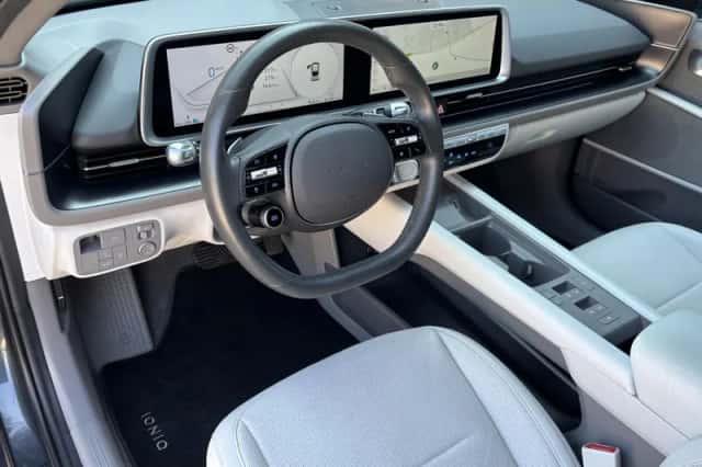 Hyundai Ioniq 6 (2023) thumbnail 23