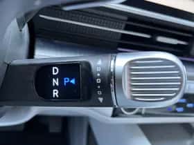 Hyundai Ioniq 6 (2023) thumbnail 27