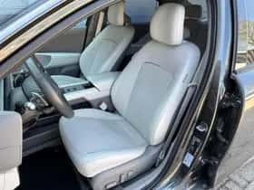 Hyundai Ioniq 6 (2023) thumbnail 29