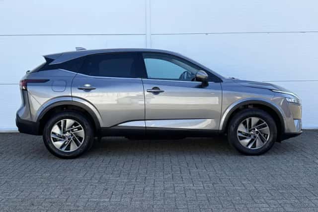 Nissan Qashqai (2022) thumbnail 17