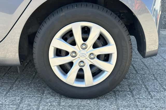 Hyundai i10 (2014) thumbnail 14