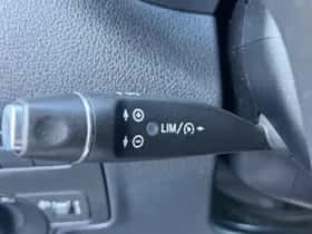 Mercedes-Benz Vito (2019) thumbnail 23