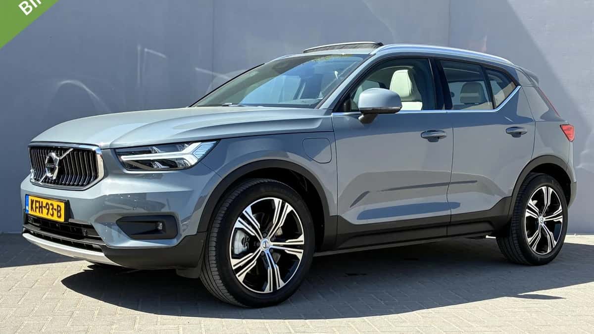 Volvo XC40 (2020) — foto 1