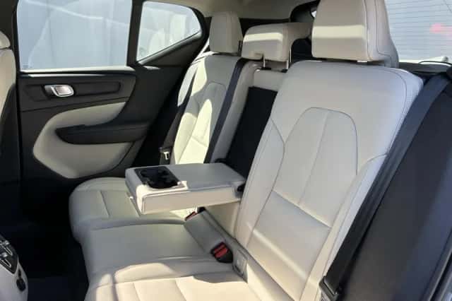 Volvo XC40 (2020) thumbnail 35