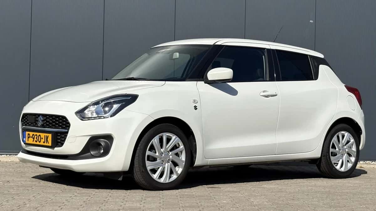 Suzuki Swift (2022) — foto 1