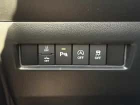 Suzuki Swift (2022) thumbnail 33