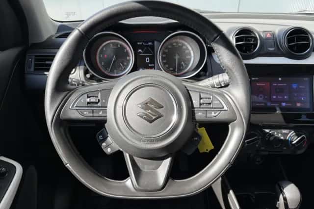 Suzuki Swift (2022) thumbnail 39