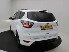 Ford Kuga (2018) thumbnail 24
