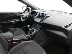 Ford Kuga (2018) thumbnail 53