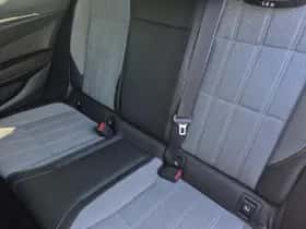 Renault Mégane E-Tech (2024) thumbnail 36