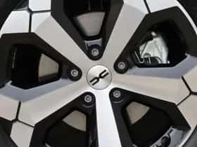 Dacia Duster (2025) thumbnail 36
