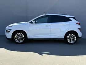 Hyundai Kona (2023) thumbnail 13