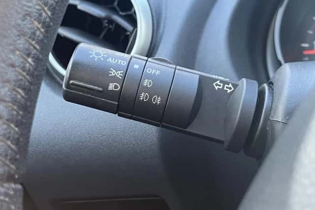 Nissan Qashqai (2008) thumbnail 36