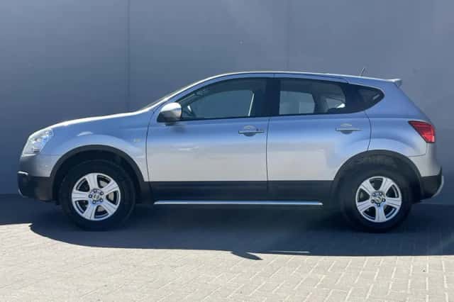 Nissan Qashqai (2008) thumbnail 9