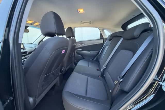 Hyundai Kona (2023) thumbnail 11
